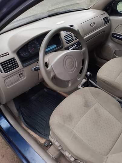 A picture of Kia rio
