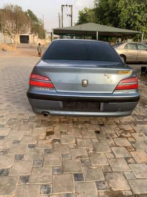A picture of Distress sales Peugeot 406 prestige First body with Ew10 engine
