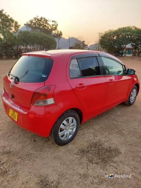 A picture of Toyota vitz