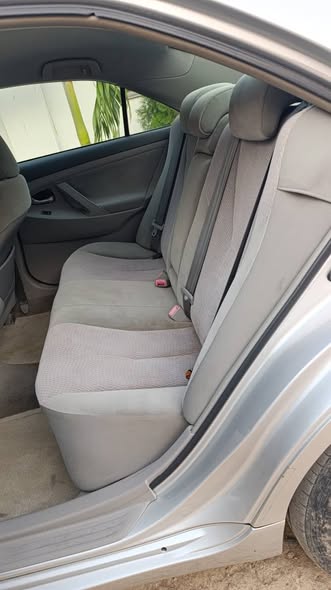 A picture of 2011 Toyota Camry LE