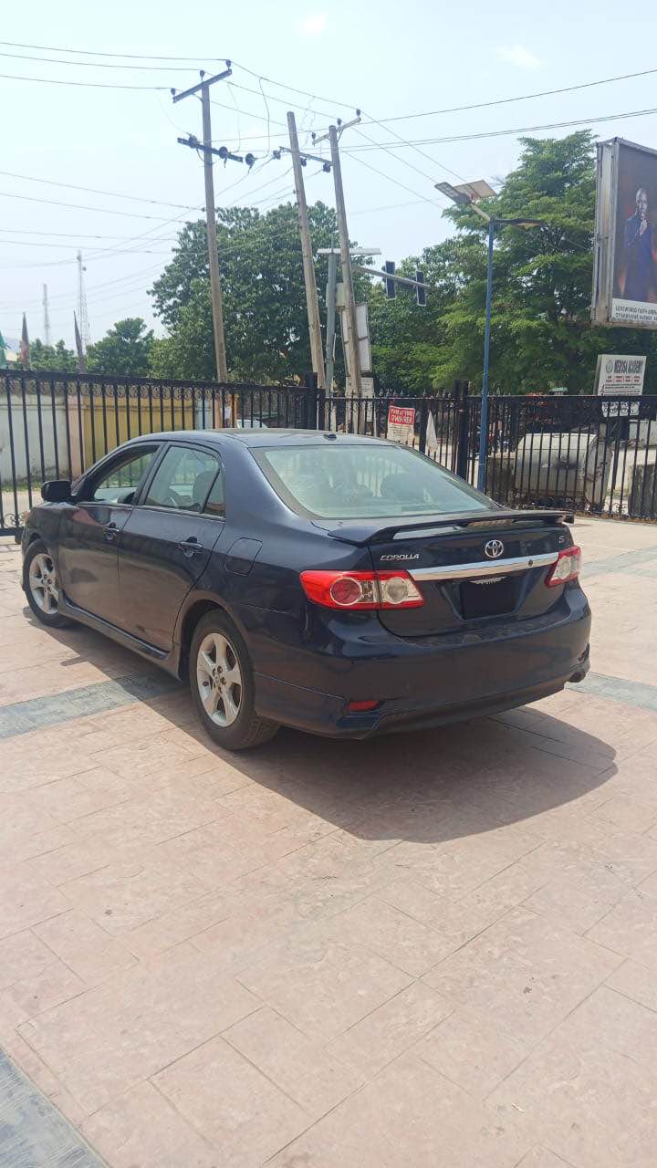 A picture of 2012 first body Toyota Corolla Sport with untermpared engine gear