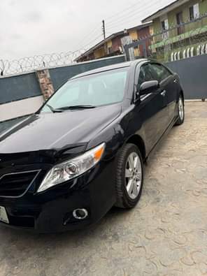 A picture of Camry 2008 super used Everything okay Papers available 5m Settlement