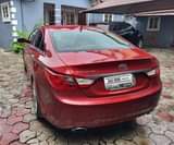 A picture of 2011 Hyundai Sonata 2011 Model Custom Papers