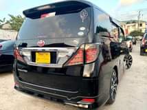 A picture of Toyota VELLFIRE