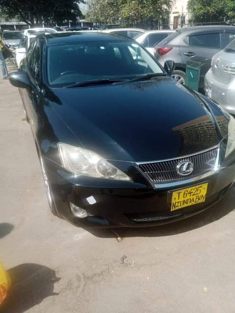 lexus