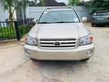 A picture of Toyota Highlander limited 3 seater rool 2006 2007 model