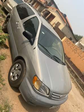 A picture of Registered Toyota Sienna 2002 First body Engine Gear is super