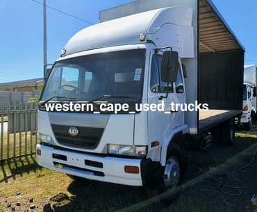 Trucks, T.