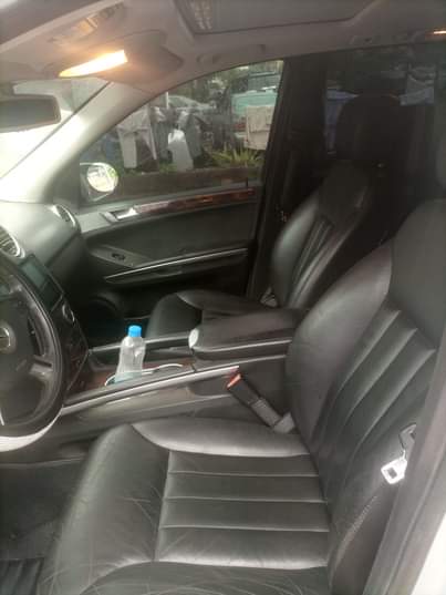 A picture of ML 350 Belgium standard first body everything is working nothing