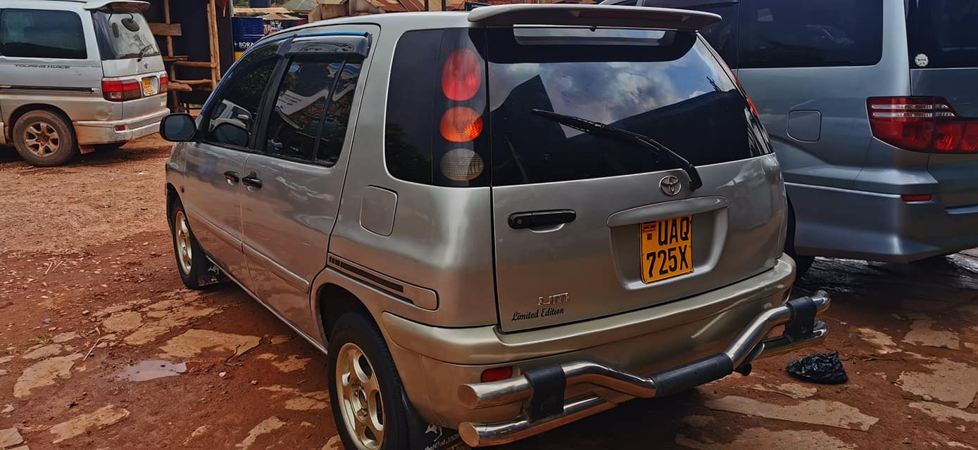 A picture of Toyota Raum