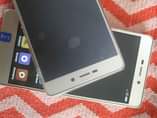 A picture of Redmi 3 Android version 6.1 2GB ram 16GB rom 4G