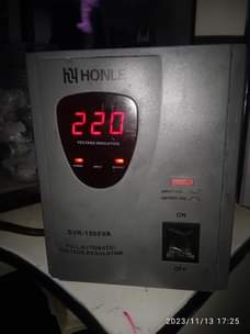 A picture of Calibrator kubwa 1500v full regulator