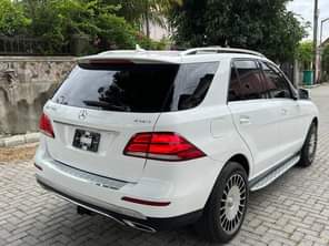 A picture of Barely used Accident Free 2016 Mercedes Benz Gle350 Cleanest title