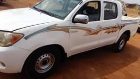 A picture of Neatly used 09 Hilux Everything is perfectly okay Buy and