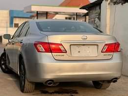 A picture of FOREIGN USED Lexus ES350 2008 09 Deets Full option Year