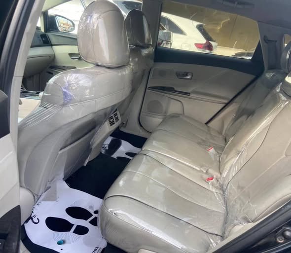 A picture of TOYOTA VENZA