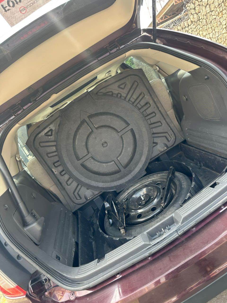 A picture of well maintained 2013 Ford edge