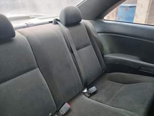 A picture of Honda Civic 2 Doors 2005 Model