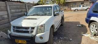 isuzu dteq