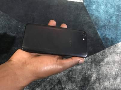 A picture of Oppo a 83t
