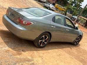A picture of DANNY YUNG Smarts Autos Neat Naija Used Lexus Es 300
