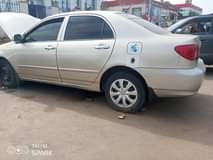 A picture of 2004 TOYOTA COROLLA 