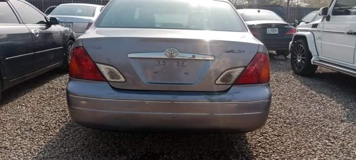 A picture of Distress Toyota Avalon