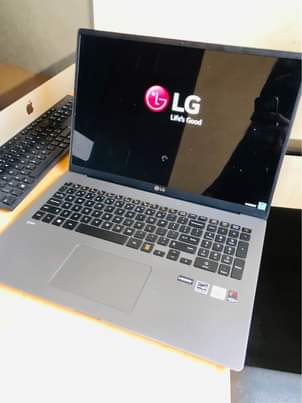 A picture of LG gram 17 Ultra Lightweight Laptop with Intel Core i7