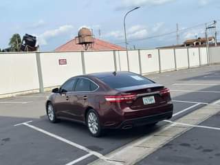 A picture of Toyota Avalon XLE