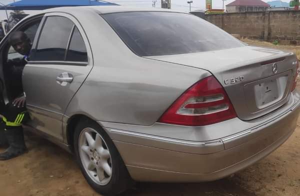A picture of MERCEDES BENZ C340 2004MODEL WITH ORIGINAL PAPERS GOING FOR JUST