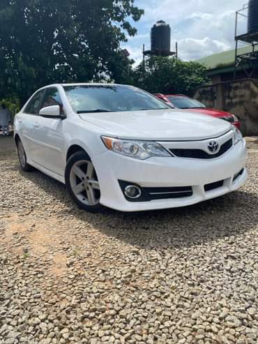 A picture of DISTRESS SALE Direct Belgium Toyota Camry 2014 Untampered Engine AC