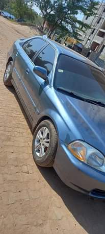A picture of Honda civic 1998model