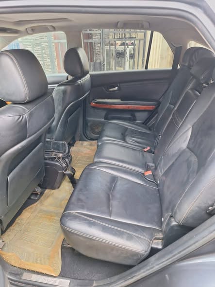 A picture of Registered Lexus RX350 2007