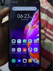 A picture of Infinix Hot 10 T ram 4 gb 64 battery 24