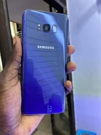 A picture of Samsung S8 plus 64gb 4gb ram clean no cracks 320k