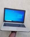 A picture of Asus laptop