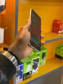 A picture of IPHONE 6 32GB NJOO NA 160 000 DUKANI