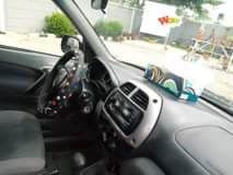 A picture of Neatly used Toyota Rav 4 mini suv