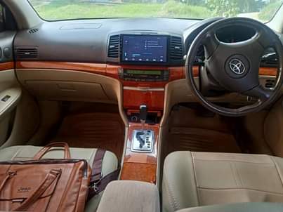 A picture of Toyota premio gia zigi zaga