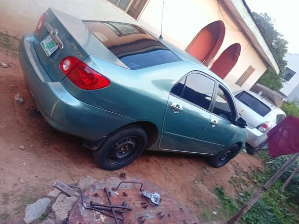 A picture of Corolla 06 with sound engine gear and chilling A C