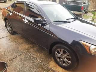 A picture of 2010 Honda Accord with very silent engine and good gear