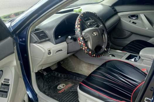A picture of 2009 Toyota Camry 08