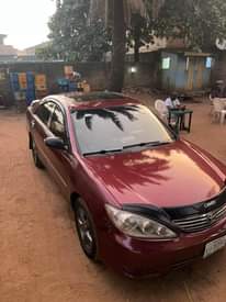 A picture of Toyota Camry 05