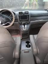 A picture of Honda CR V 2010 model