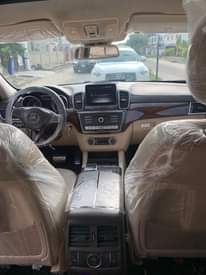 A picture of Registered Gle400 AMG 360 camera thumbstart engine very sound gearbox