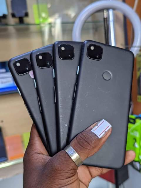 A picture of PIXEL 4A STORAGE 128GN 320K