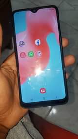 A picture of Samsung a10s