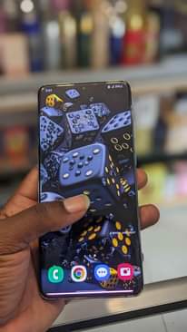 A picture of Samsung S20 5G