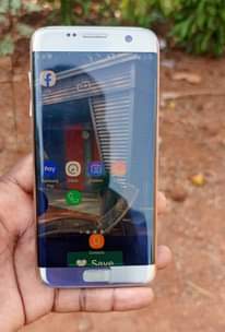 A picture of Samsung S7 edge