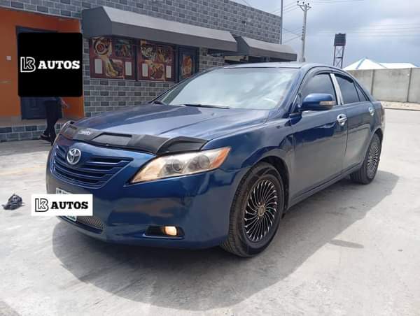 A picture of KB AUTOs Full option Toyota Camry spider XLE aka voltron